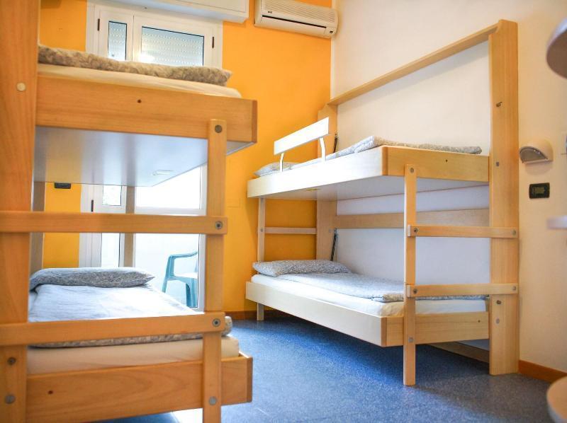 Hotel Morfeo - Young People Hotels (Adults Only) Римини Экстерьер фото